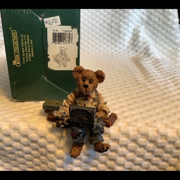 Boyd’s Bears - Neville